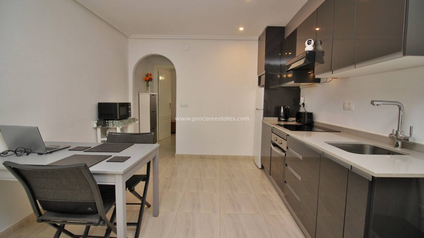 Resale - Apartment - Orihuela Costa - Villamartin