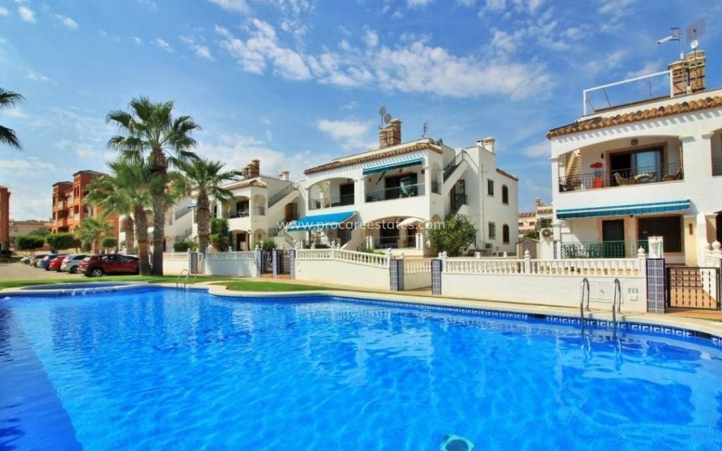 Resale - Apartment - Orihuela Costa - Villamartin