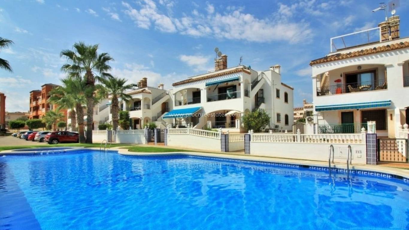 Resale - Apartment - Orihuela Costa - Villamartin