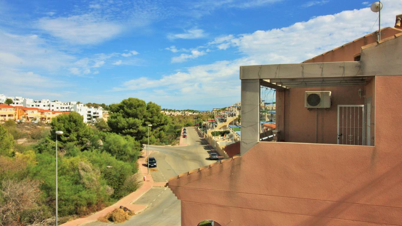 Resale - Apartment - Orihuela Costa - Villamartin