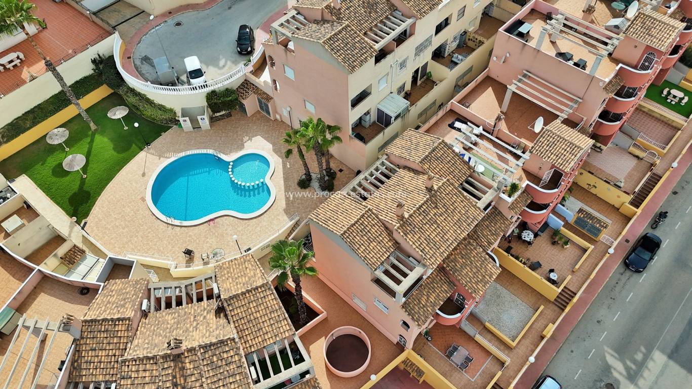 Resale - Apartment - Orihuela Costa - Villamartin