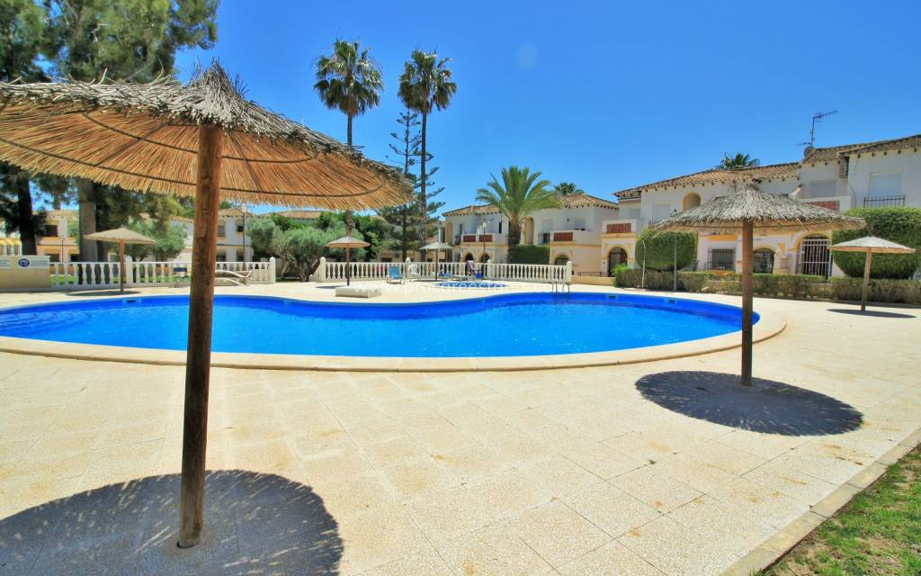 Resale - Apartment - Orihuela Costa - Villamartin