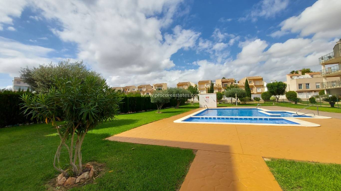 Resale - Apartment - Orihuela Costa - Villamartin