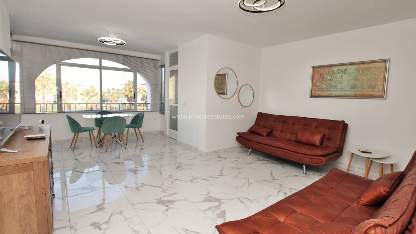 Resale - Apartment - Orihuela Costa - Villamartin