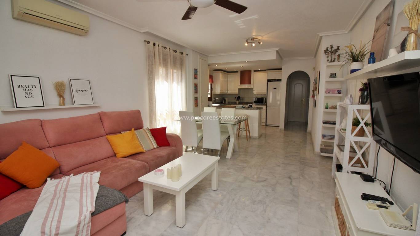 Resale - Apartment - Orihuela Costa - Villamartin