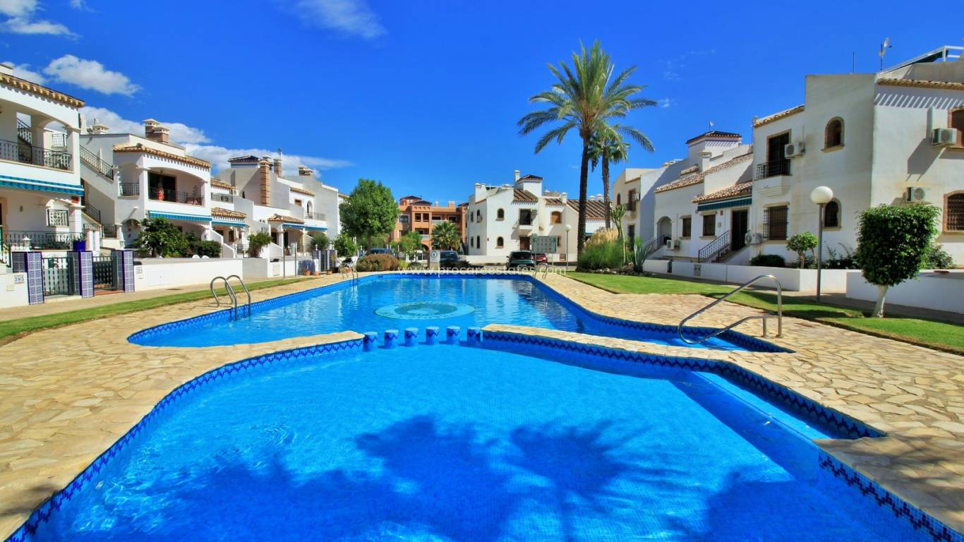 Resale - Apartment - Orihuela Costa - Villamartin