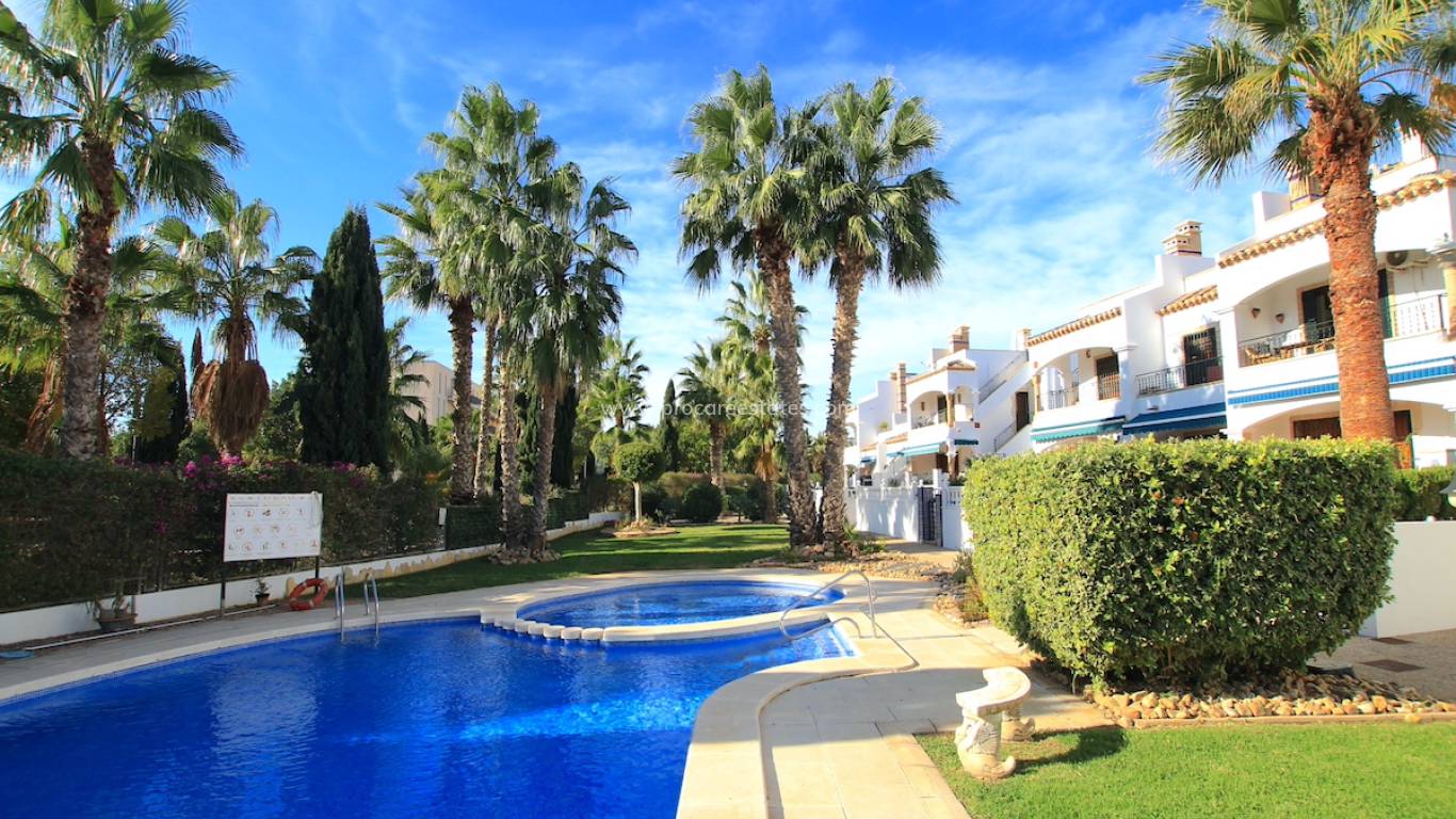 Resale - Apartment - Orihuela Costa - Villamartin