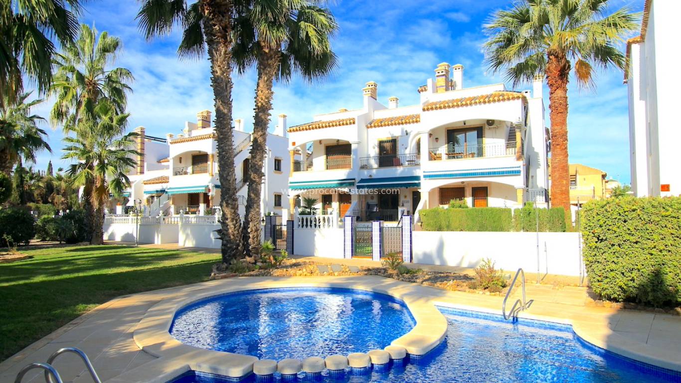 Resale - Apartment - Orihuela Costa - Villamartin