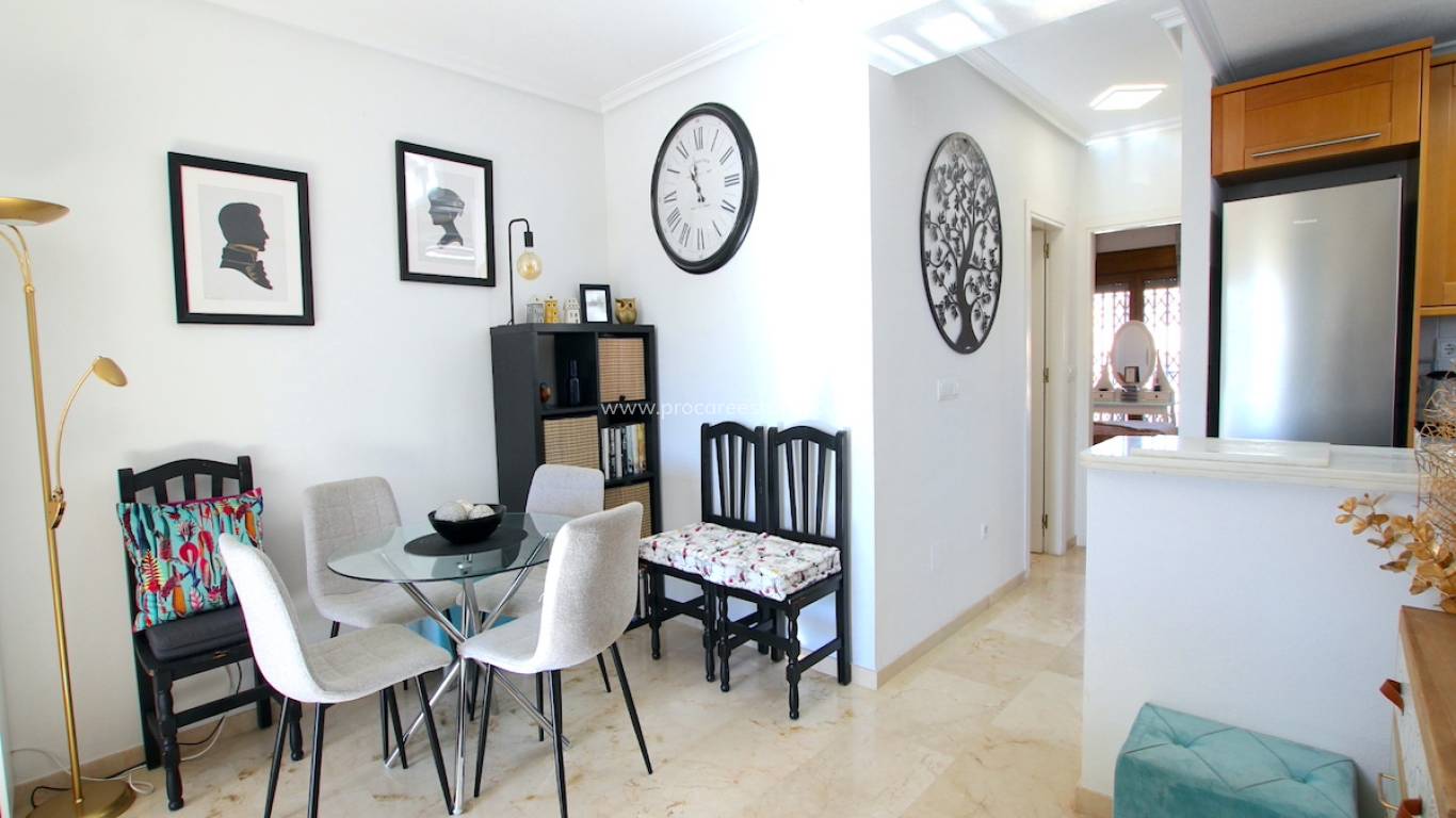 Resale - Apartment - Orihuela Costa - Villamartin