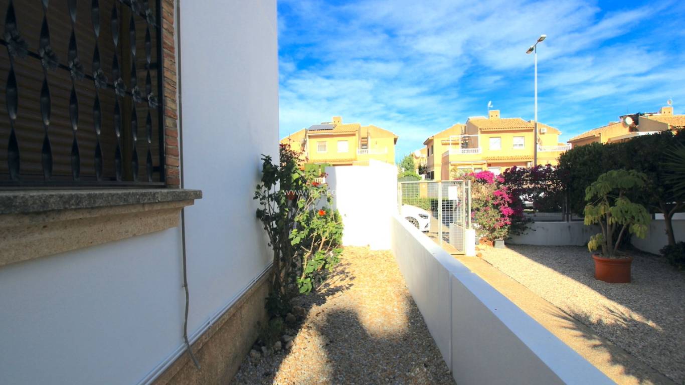 Resale - Apartment - Orihuela Costa - Villamartin