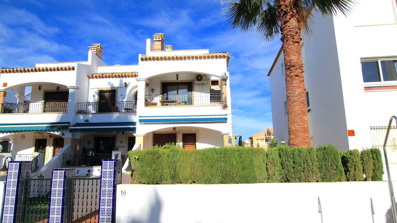 Resale - Apartment - Orihuela Costa - Villamartin