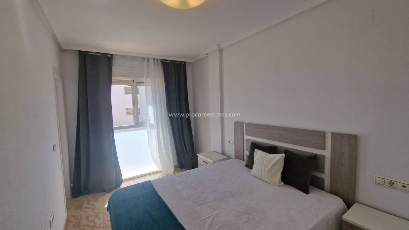Resale - Apartment - Orihuela Costa - Villamartin