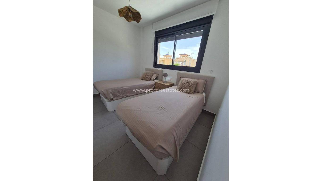Resale - Apartment - Orihuela Costa - Villamartin
