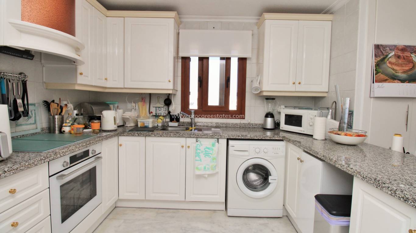 Resale - Apartment - Orihuela Costa - Villamartin