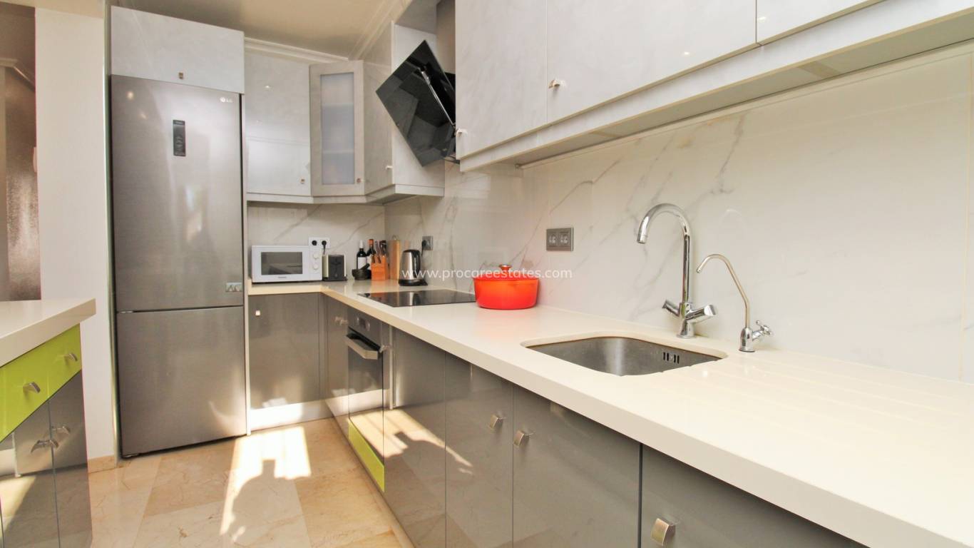 Resale - Apartment - Orihuela Costa - Villamartin