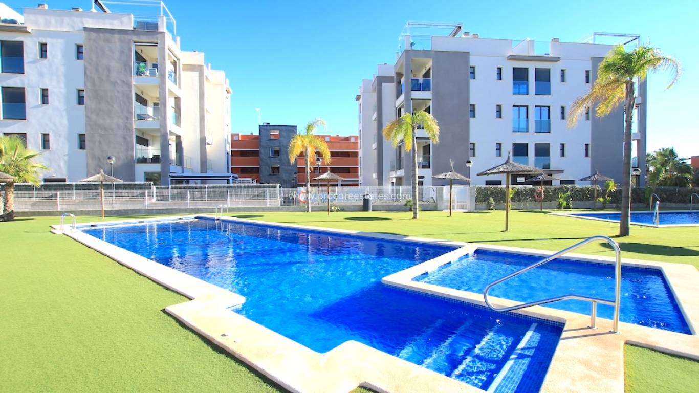 Resale - Apartment - Orihuela Costa - Villamartin