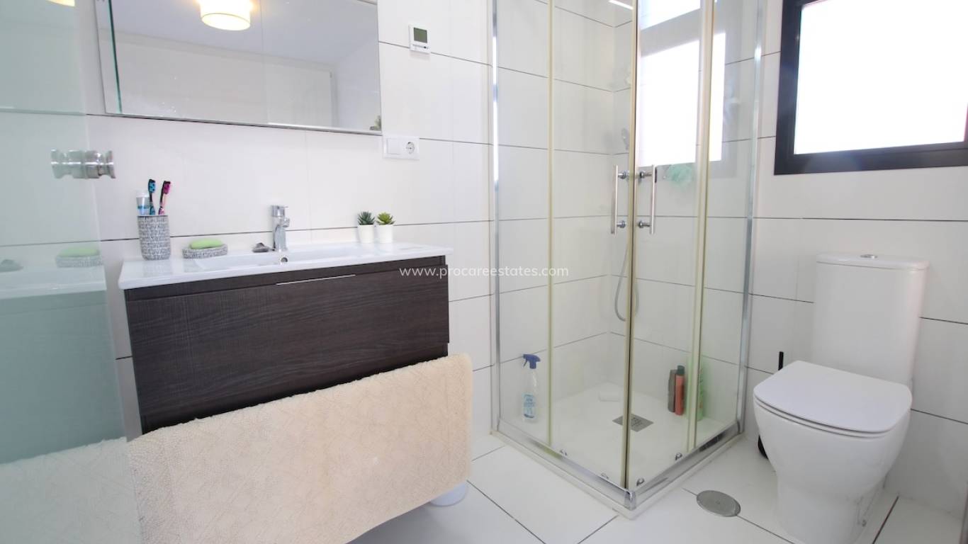 Resale - Apartment - Orihuela Costa - Villamartin