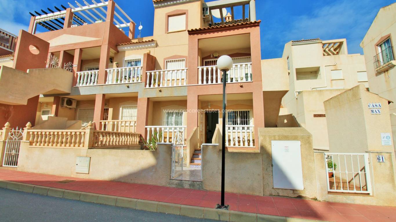 Resale - Apartment - Orihuela Costa - Villamartin