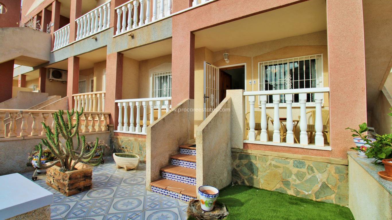 Resale - Apartment - Orihuela Costa - Villamartin