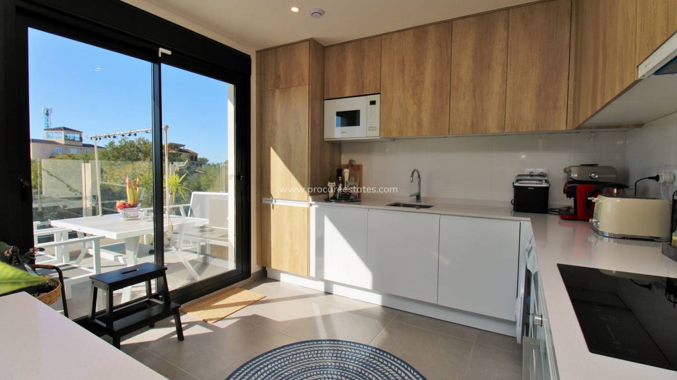 Resale - Apartment - Orihuela Costa - Villamartin