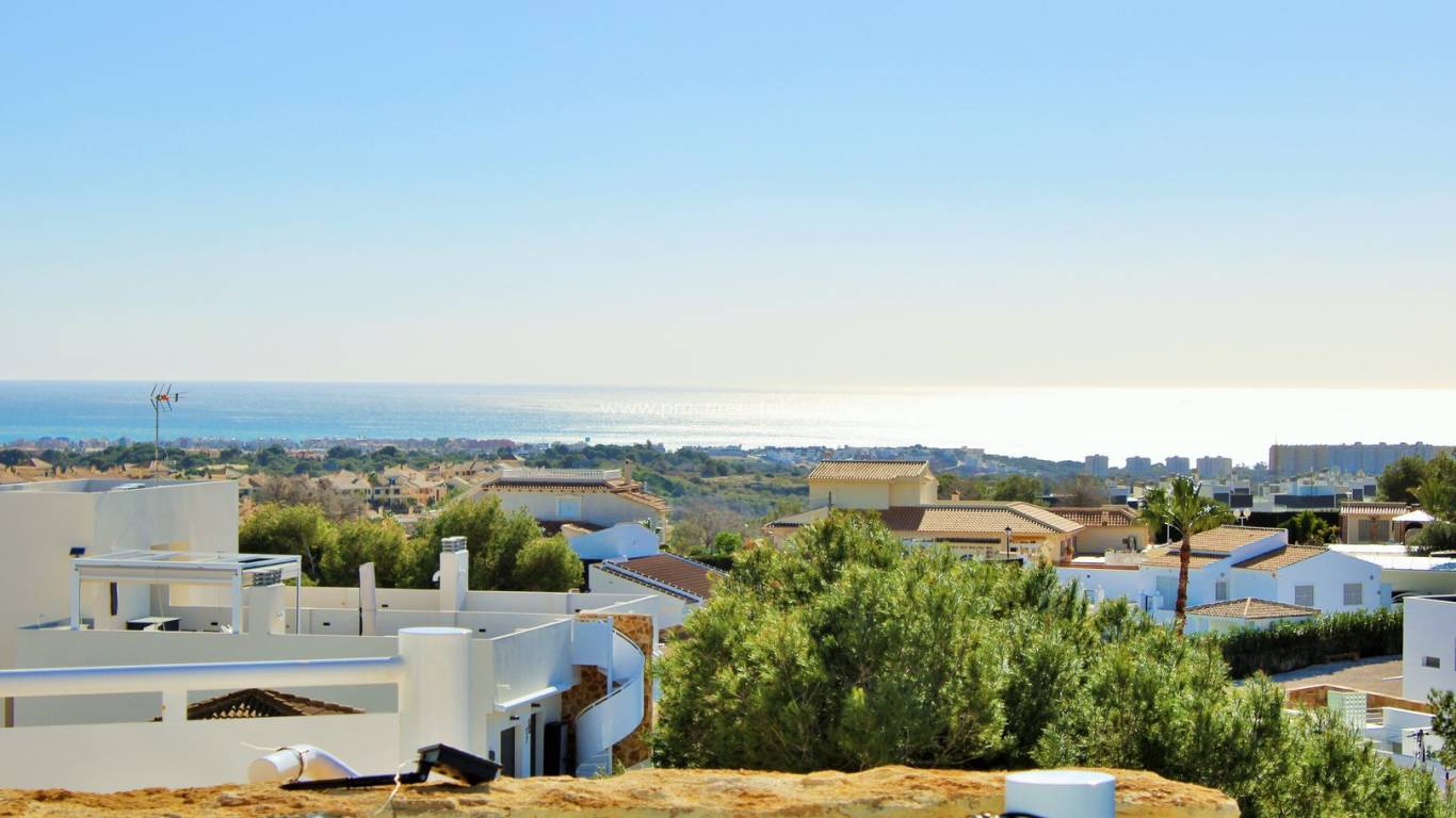 Resale - Apartment - Orihuela Costa - Villamartin