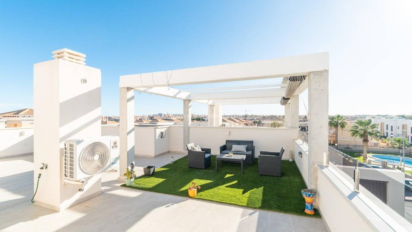 Resale - Apartment - Orihuela Costa - Villamartin