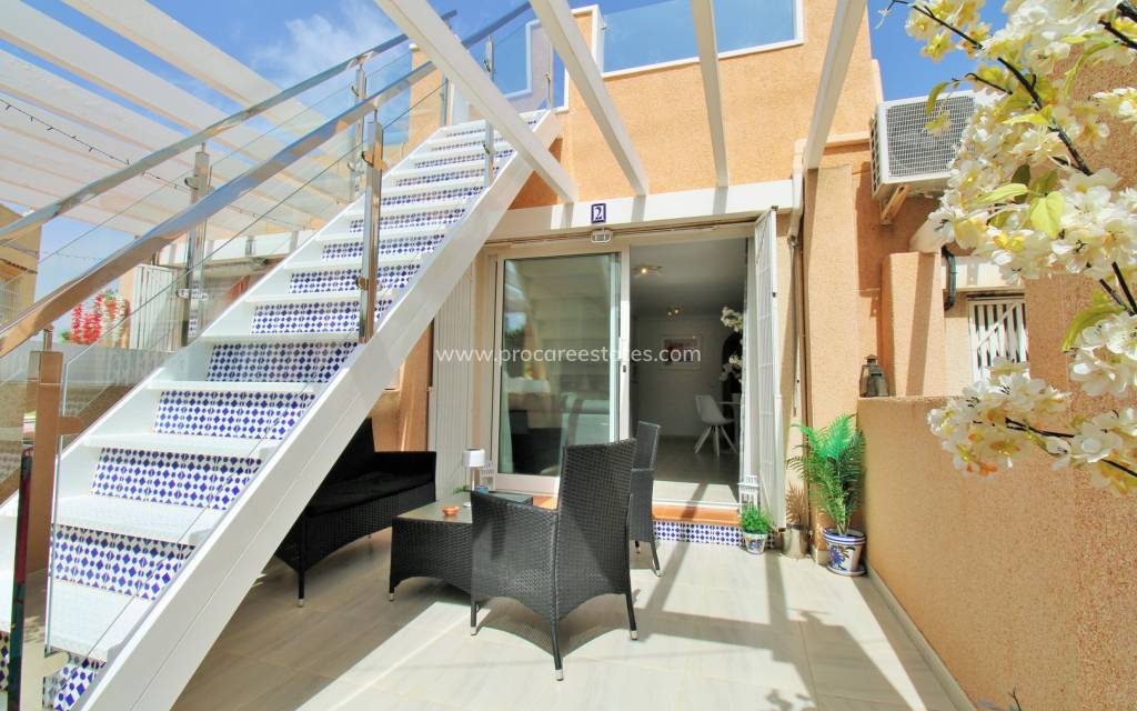 Resale - Apartment - Orihuela Costa - Villamartin