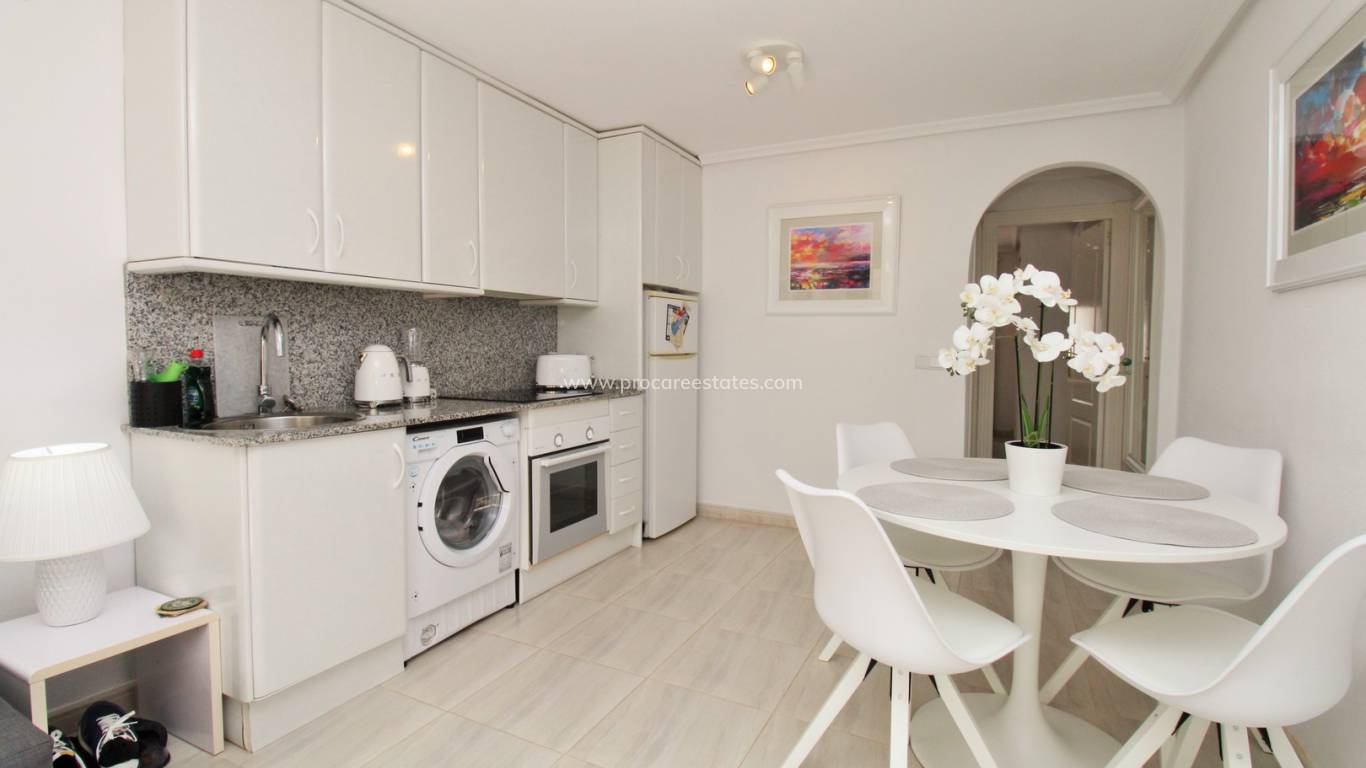 Resale - Apartment - Orihuela Costa - Villamartin