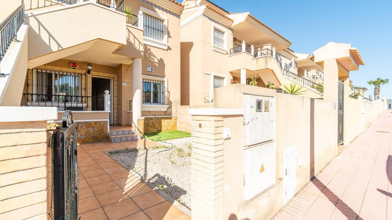 Resale - Apartment - Orihuela Costa - Villamartin