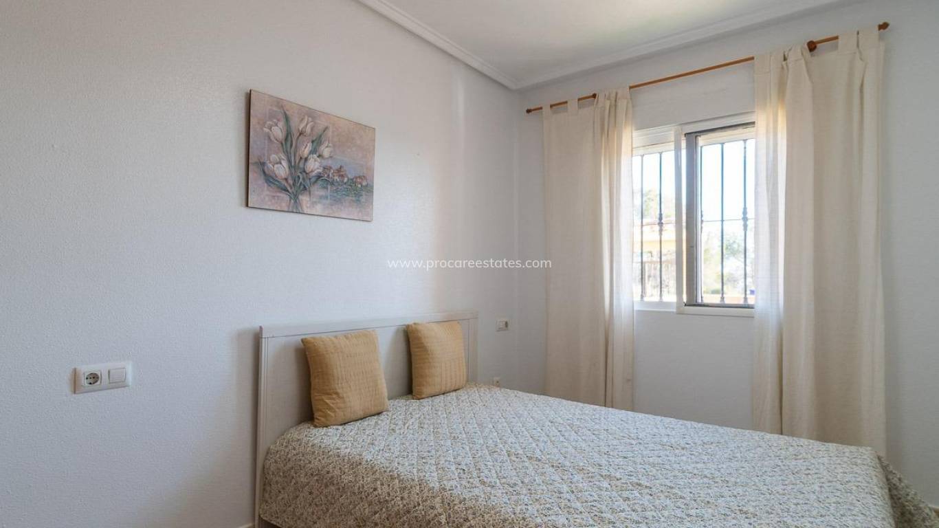 Resale - Apartment - Orihuela Costa - Villamartin