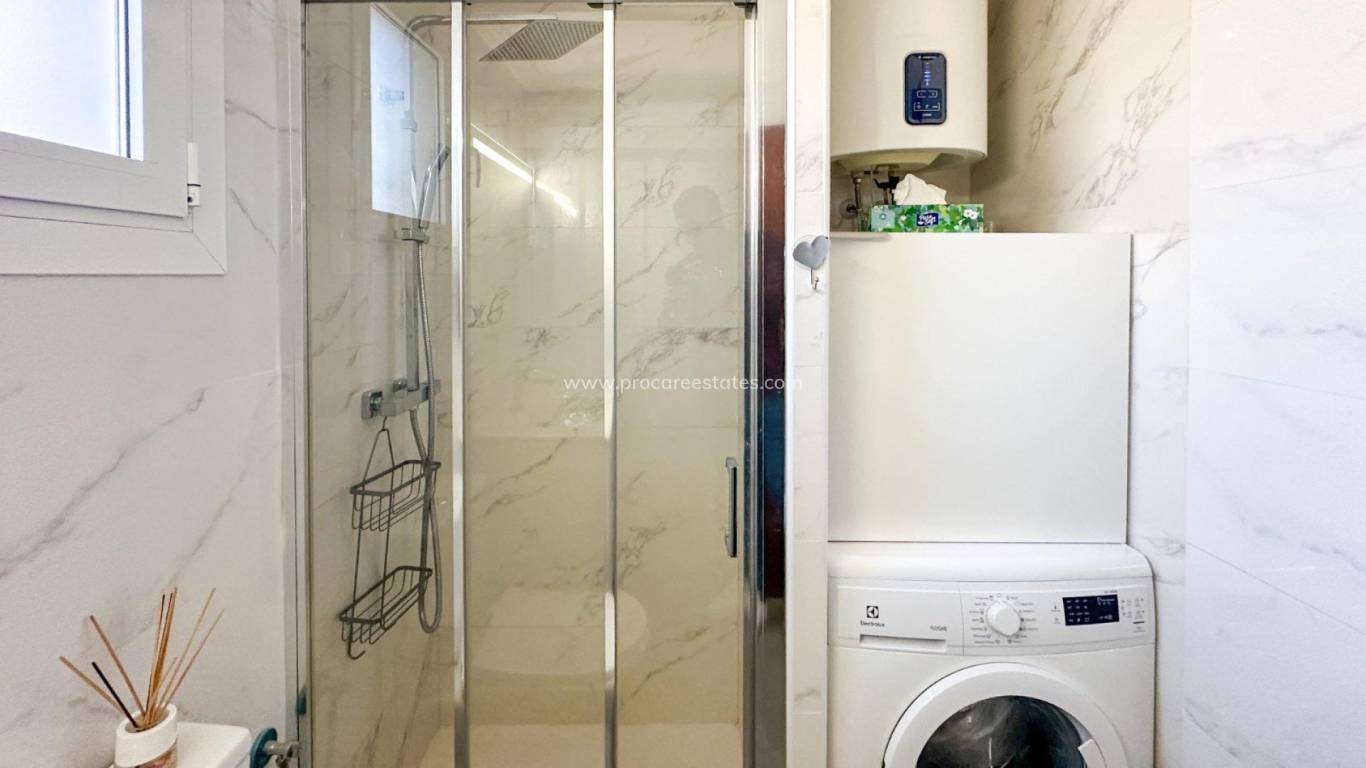 Resale - Apartment - Orihuela Costa - Villamartin