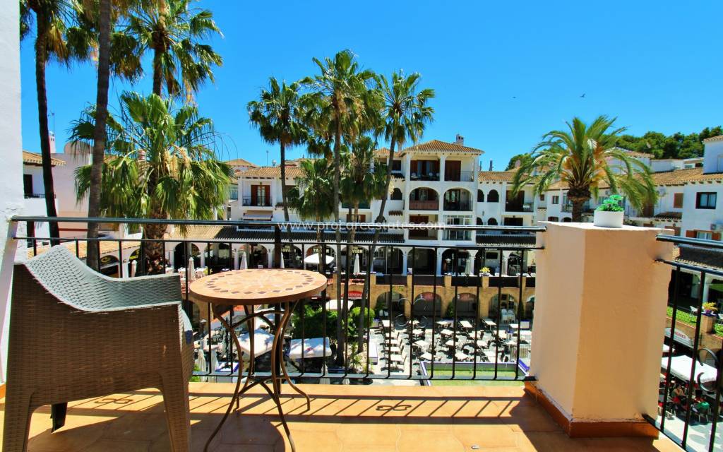 Resale - Apartment - Orihuela Costa - Villamartin