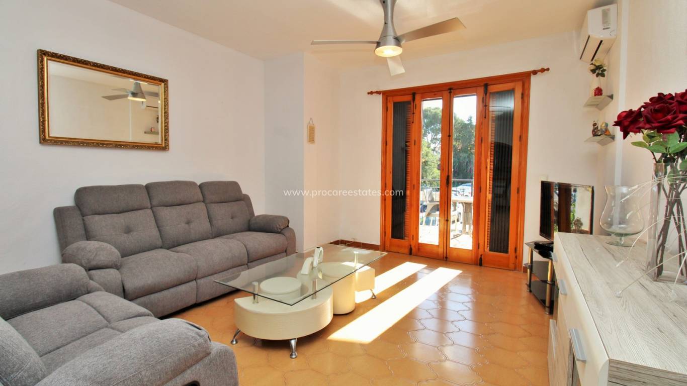 Resale - Apartment - Orihuela Costa - Villamartin