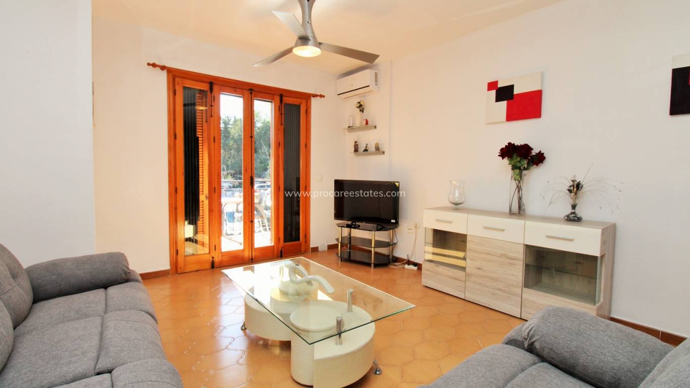 Resale - Apartment - Orihuela Costa - Villamartin