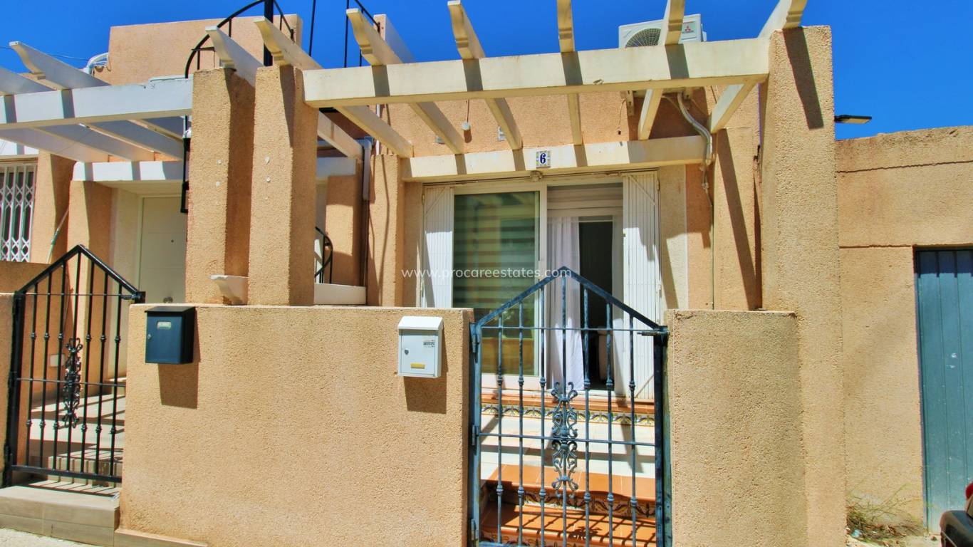 Resale - Apartment - Orihuela Costa - Villamartin