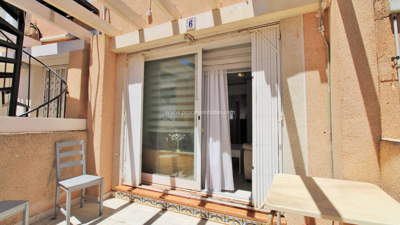Resale - Apartment - Orihuela Costa - Villamartin