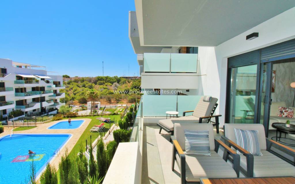 Resale - Apartment - Orihuela Costa - Villamartin