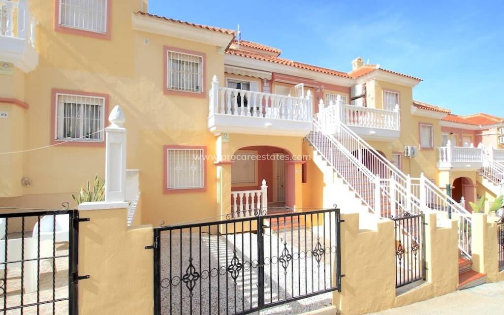 Resale - Apartment - Orihuela Costa - Villamartin