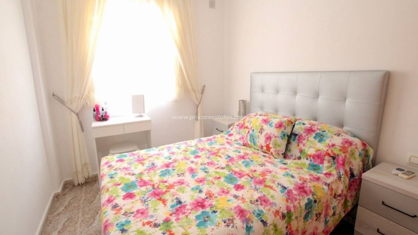 Resale - Apartment - Orihuela Costa - Villamartin