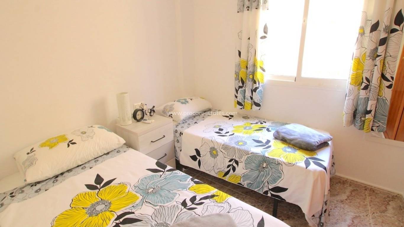 Resale - Apartment - Orihuela Costa - Villamartin