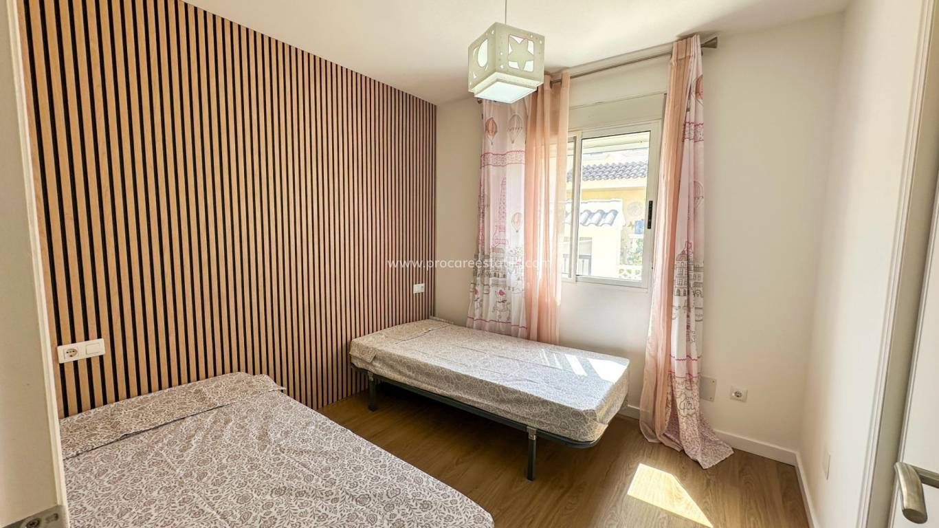 Resale - Apartment - Orihuela Costa - Villamartin