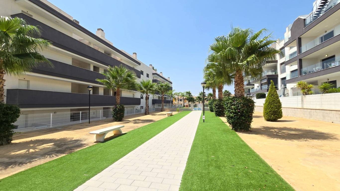Resale - Apartment - Orihuela Costa * - Villamartín *