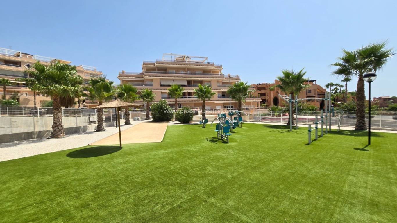 Resale - Apartment - Orihuela Costa * - Villamartín *
