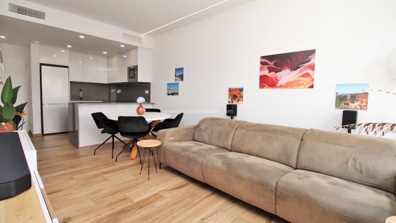 Resale - Apartment - Orihuela Costa - Villamartin