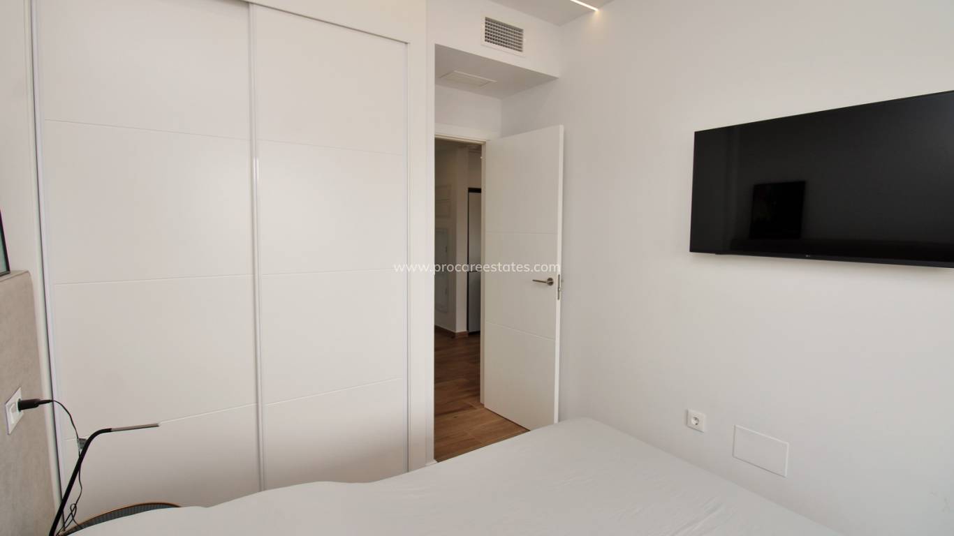 Resale - Apartment - Orihuela Costa - Villamartin