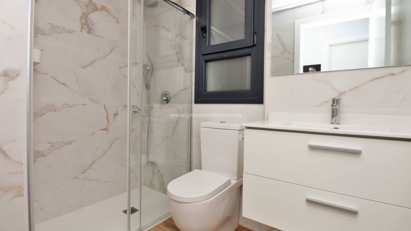 Resale - Apartment - Orihuela Costa - Villamartin
