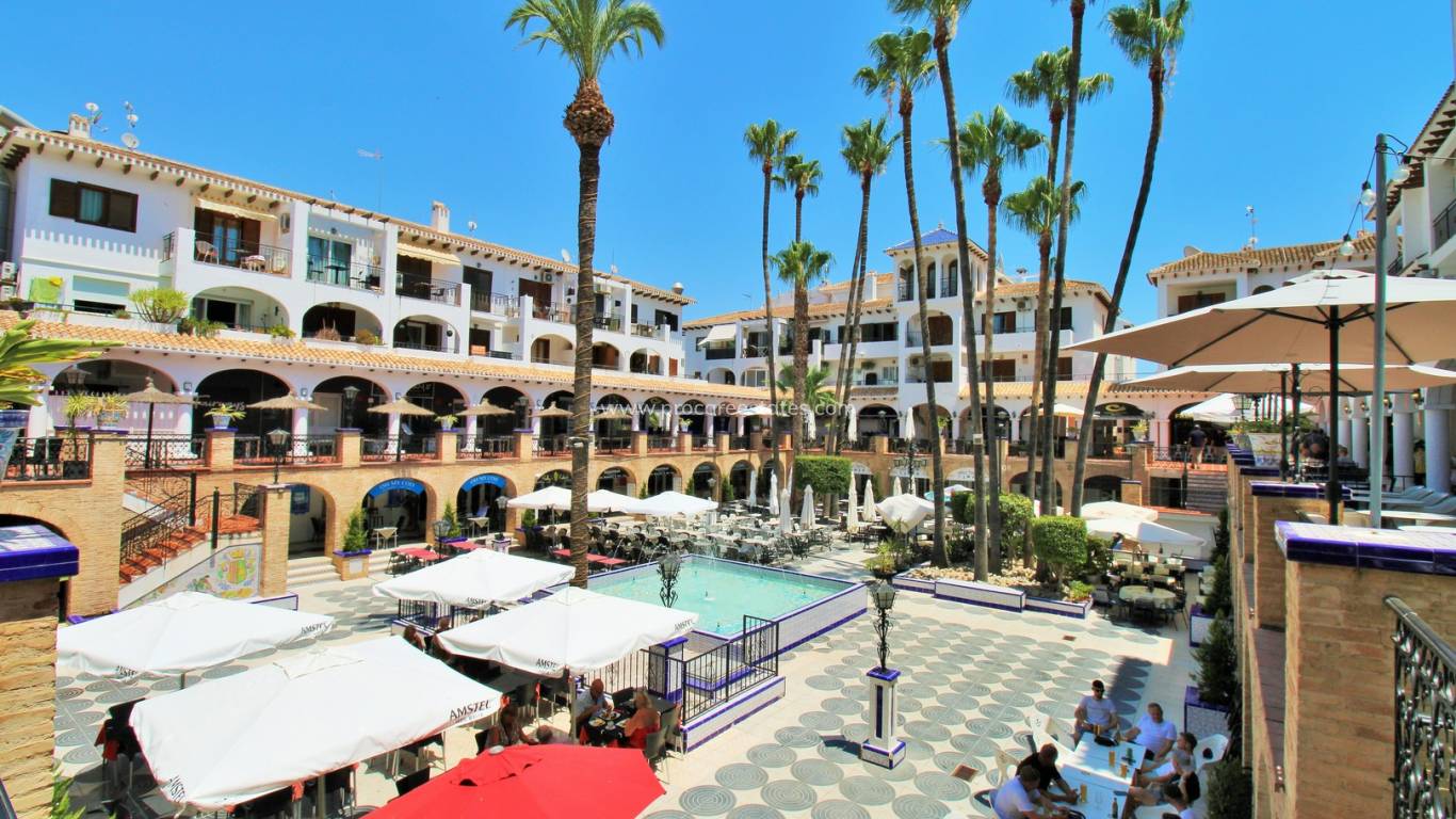 Resale - Apartment - Orihuela Costa - Villamartin