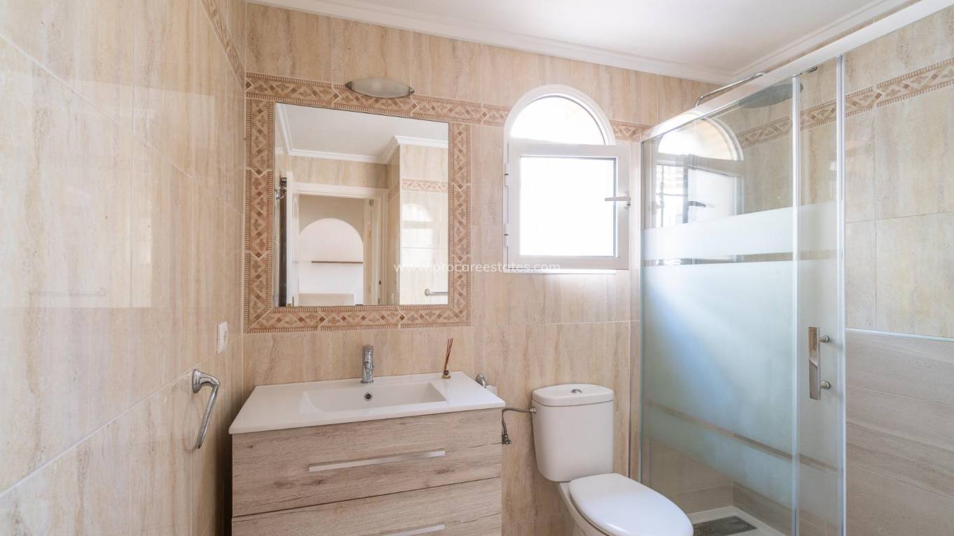 Resale - Apartment - Orihuela Costa - Villamartin