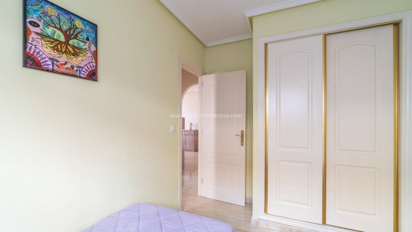 Resale - Apartment - Orihuela Costa - Villamartin