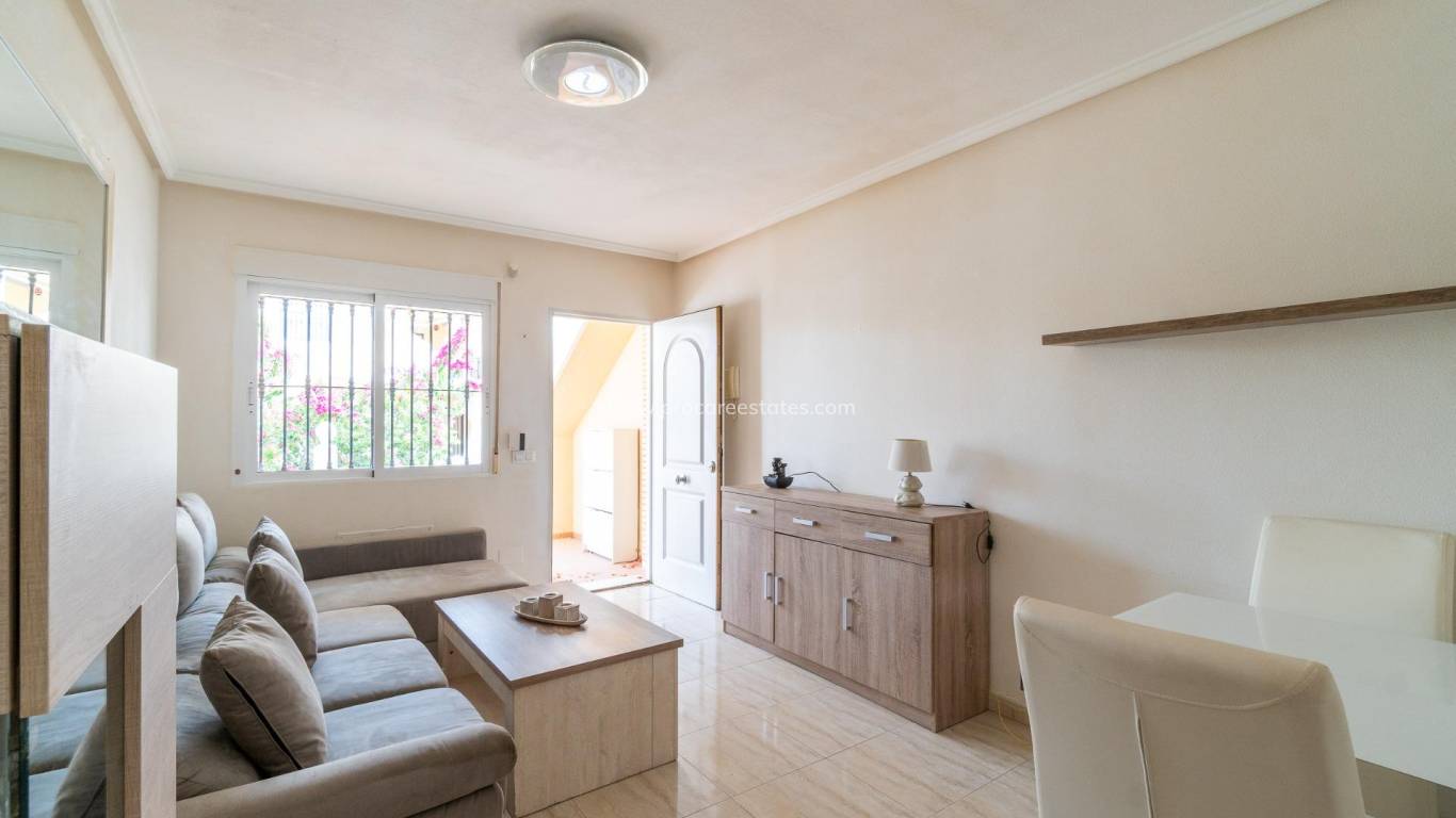 Resale - Apartment - Orihuela Costa - Villamartin